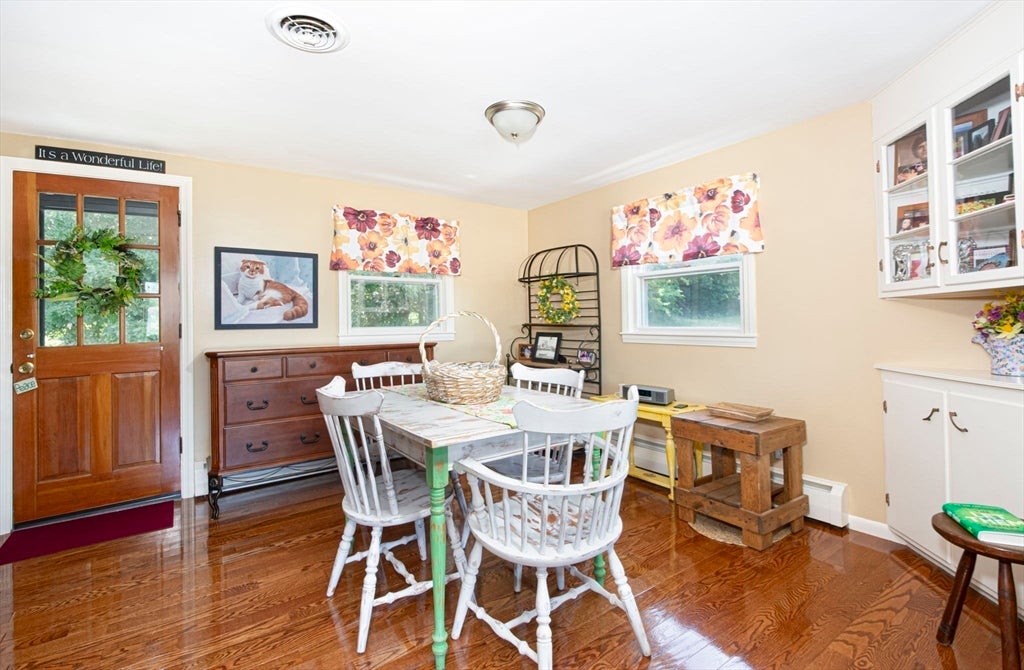 23 Mary Ann Dr, Worcester, MA Photo #12