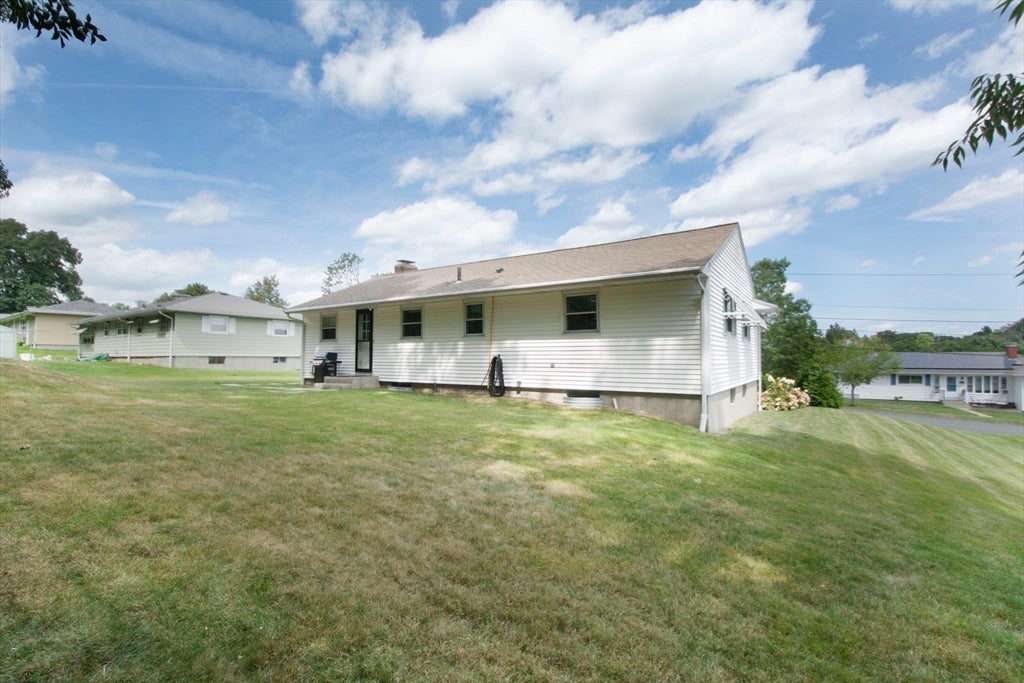 23 Mary Ann Dr, Worcester, MA Photo #28