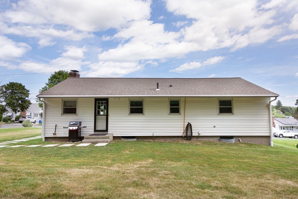 23 Mary Ann Dr, Worcester, MA Photo #27