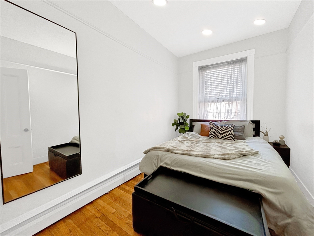 426 Marlborough Street 5