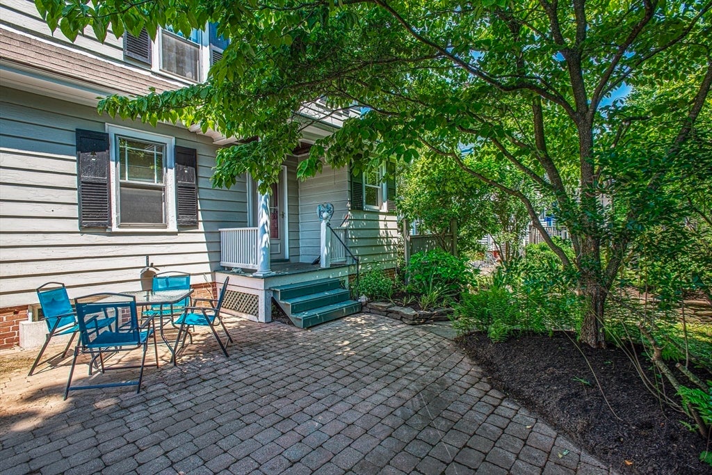 61 Massasoit Street, Northampton, MA Photo #34