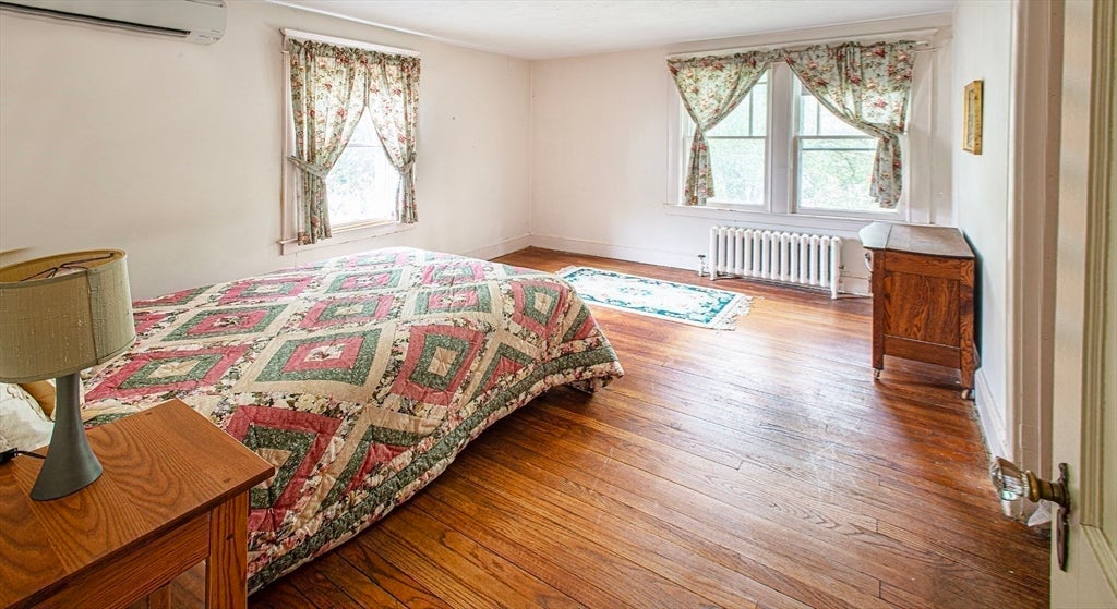 61 Massasoit Street, Northampton, MA Photo #23