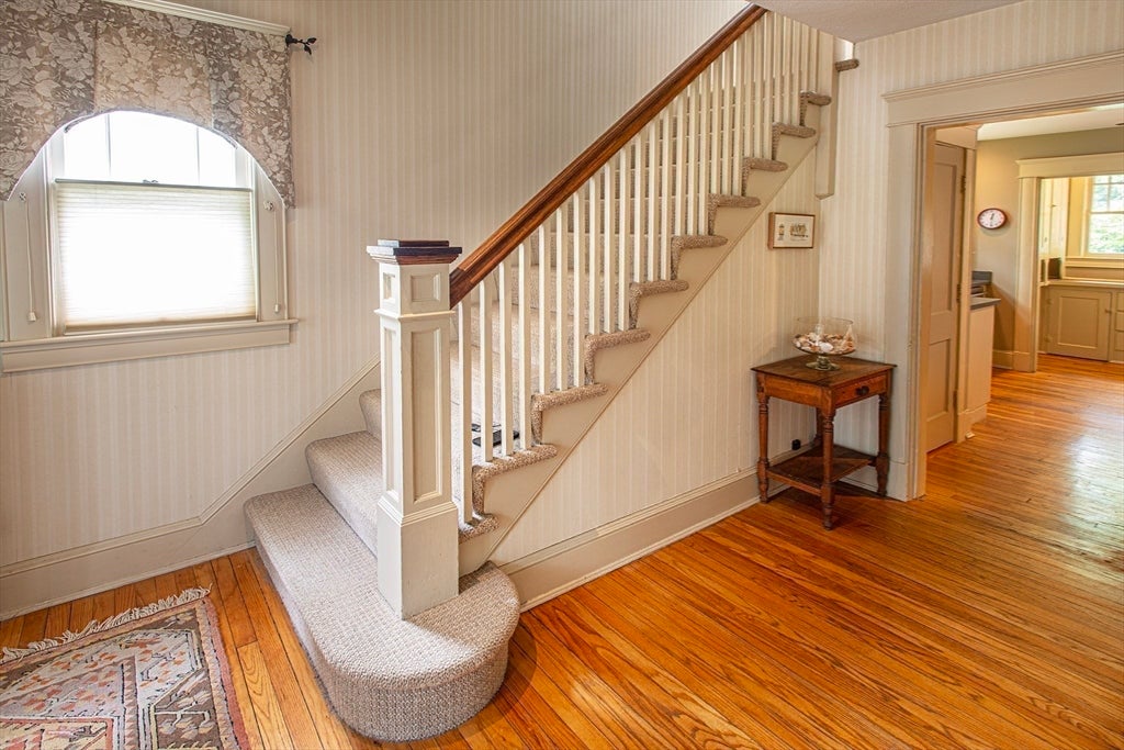 61 Massasoit Street, Northampton, MA Photo #21