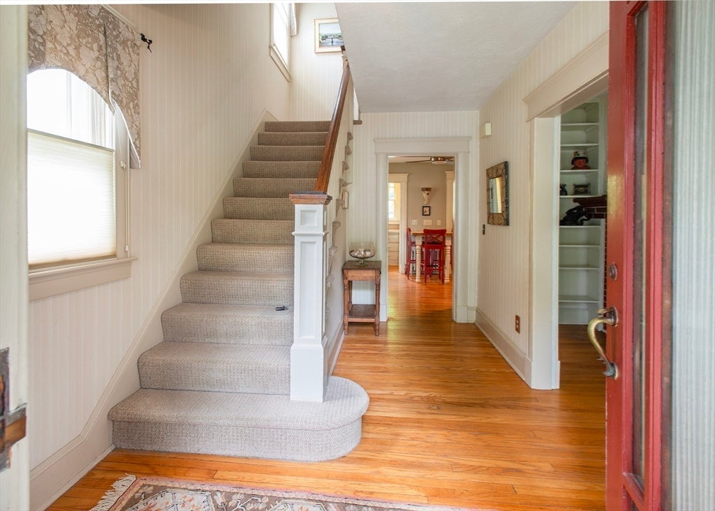 61 Massasoit Street, Northampton, MA Photo #20