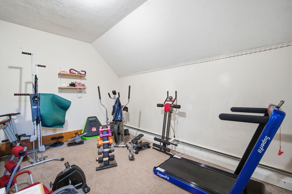 Gardner, Massachusetts 01440, United States, 3 Bedrooms Bedrooms, ,3 BathroomsBathrooms,Residential,Active,249392