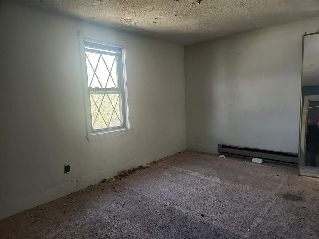 1429 Pleasant St, Weymouth, MA Photo #9