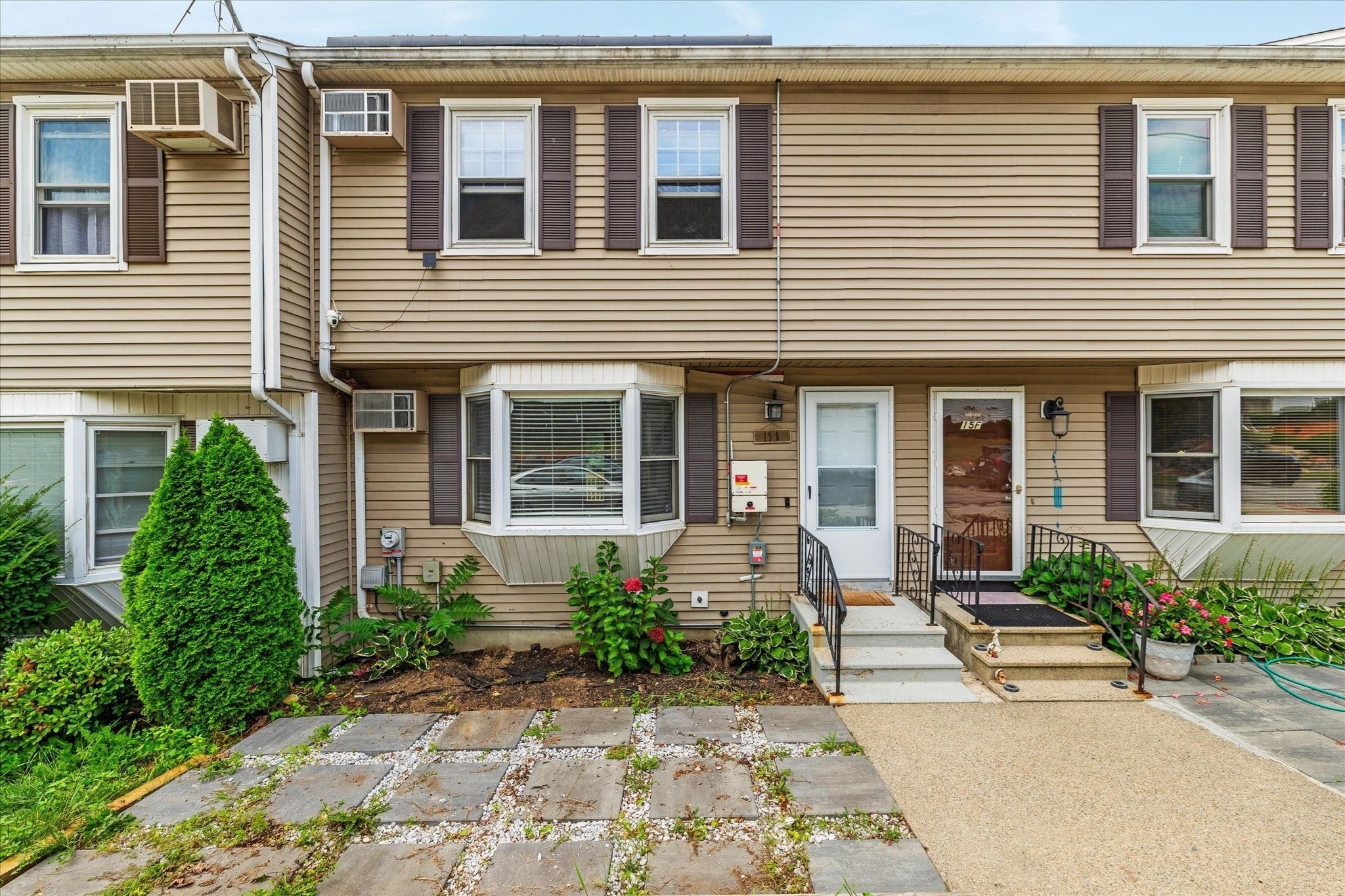 15 Gibbs St #G, Worcester, MA Photo #1