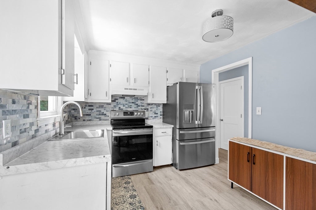 23 High Pine Dr, Plymouth, MA Photo #6