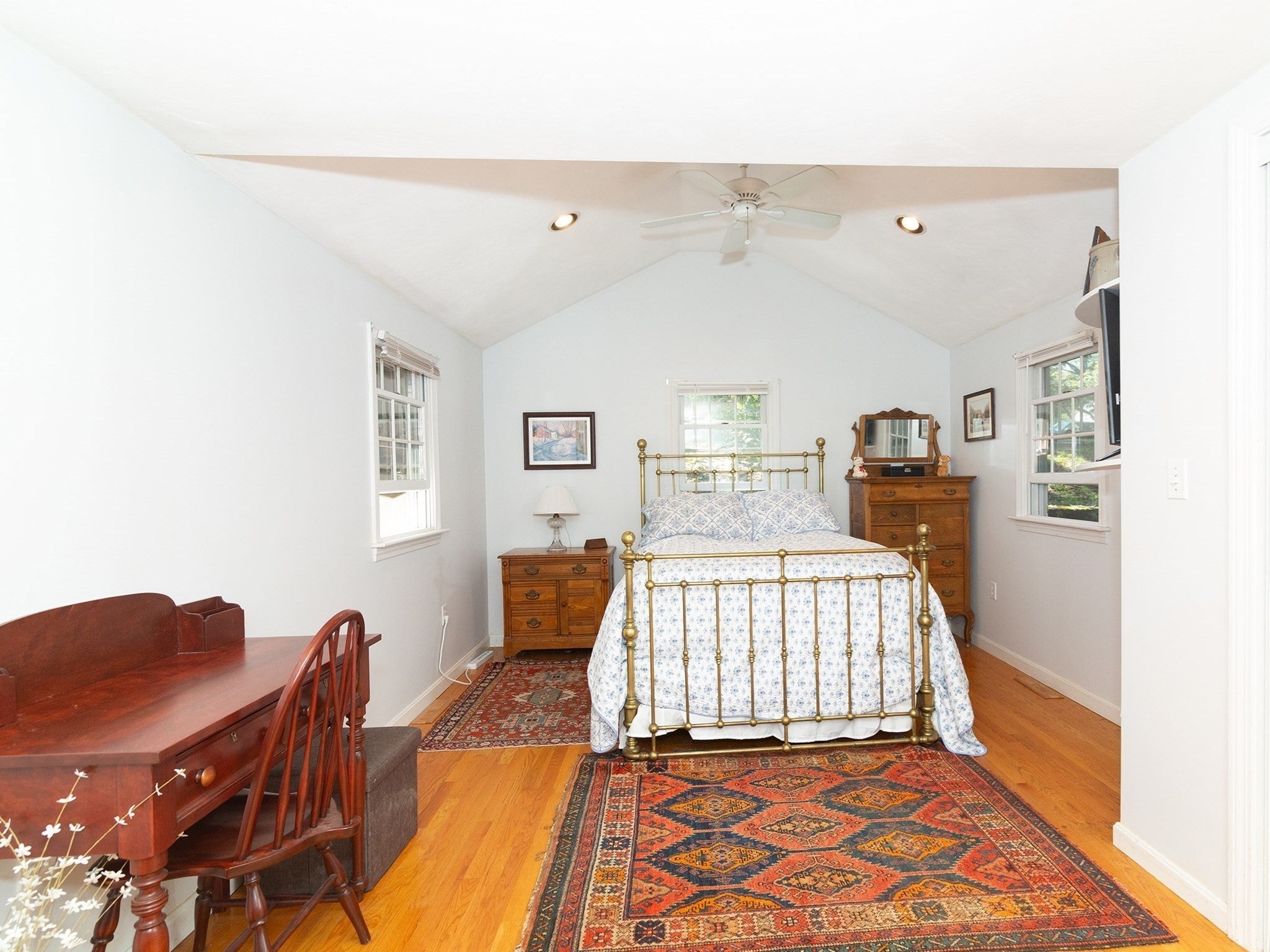5 Mansion Rd, Wayland, MA Photo #16