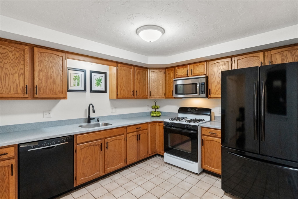 340 Centre Avenue #7, Rockland, MA Photo #7