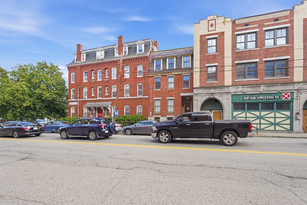 100 Appleton St