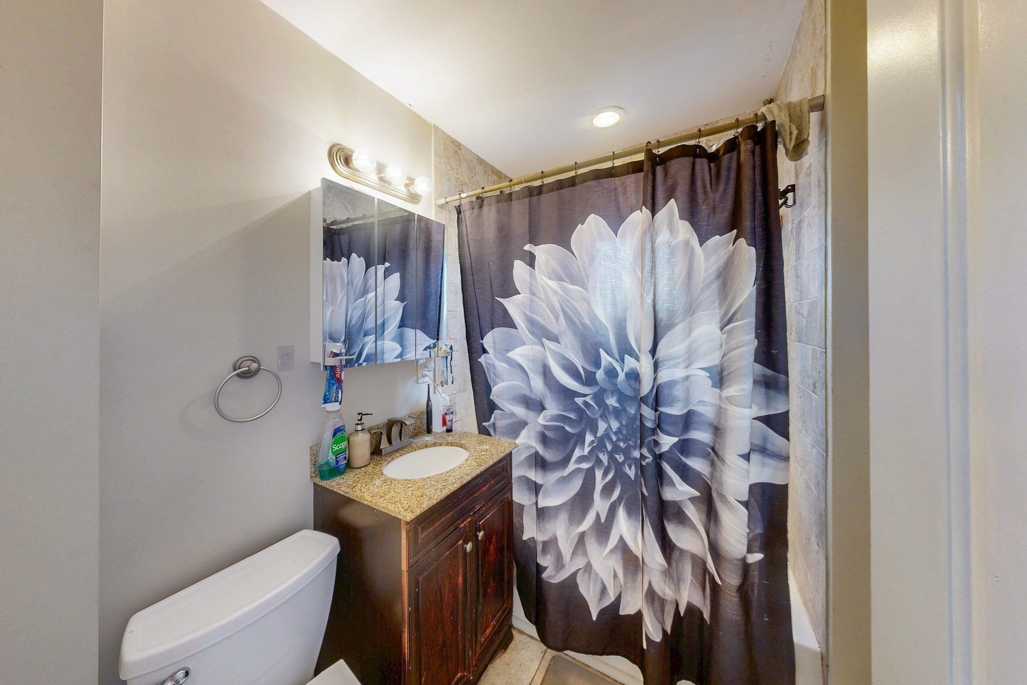 1 Lesher St, Boston, MA Photo #11