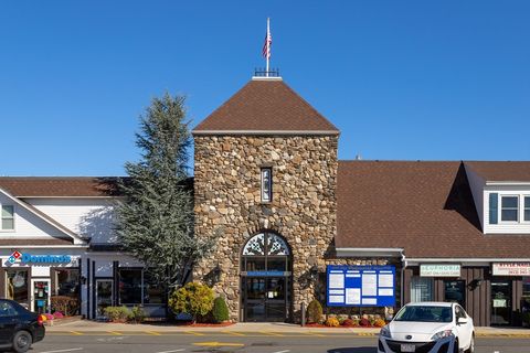 Photo of 241 King St #234/236, Northampton, MA 01060 (MLS # 73504989)