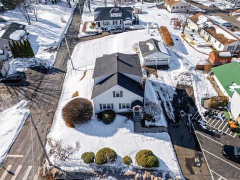 356 Newton St South Hadley MA 01075