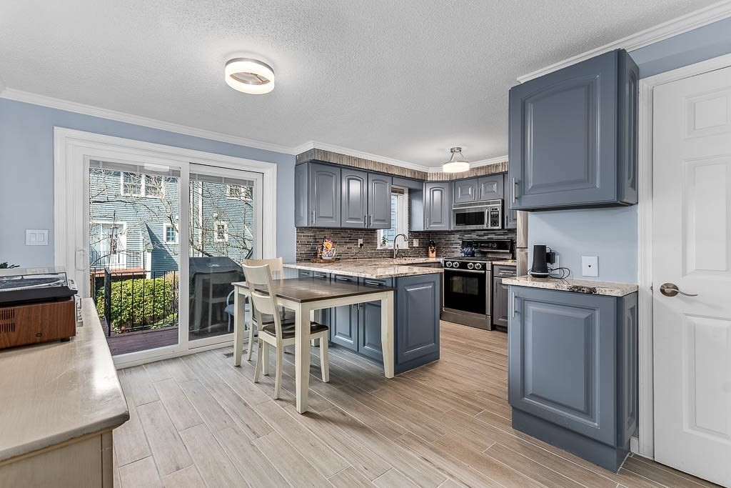 616 Princeton Blvd 25