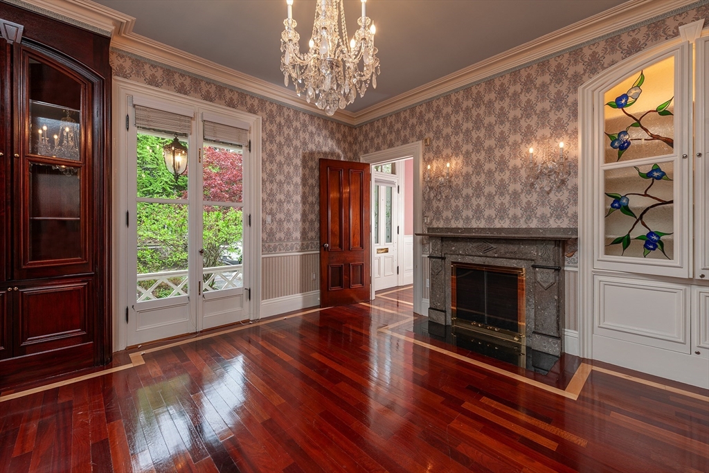 65 Central St