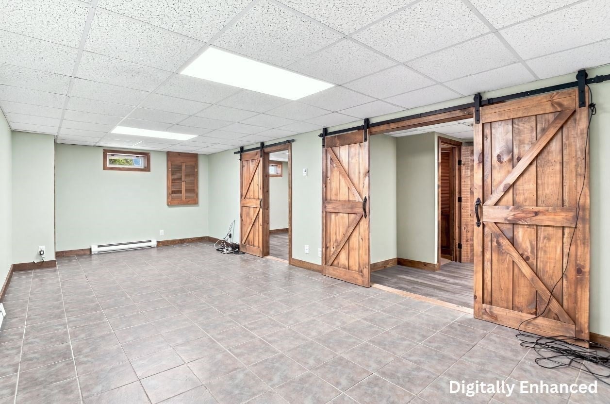 65 Paris Avenue, Worcester, MA Photo #27