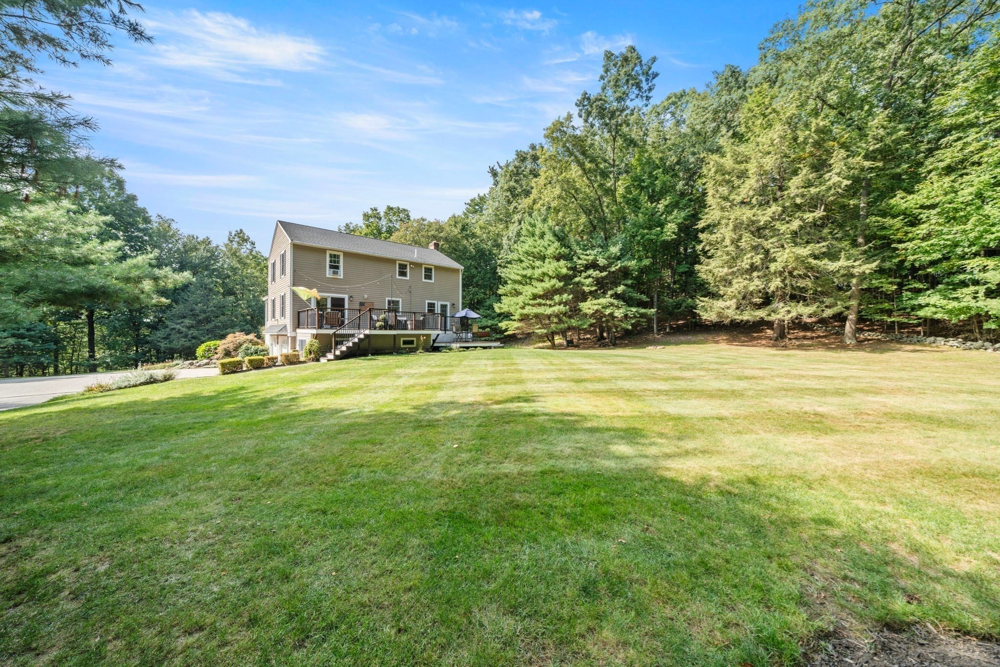 26 Elizabeth Street, Amesbury, MA, 26 Elizabeth Street, Amesbury, MA Photo #37