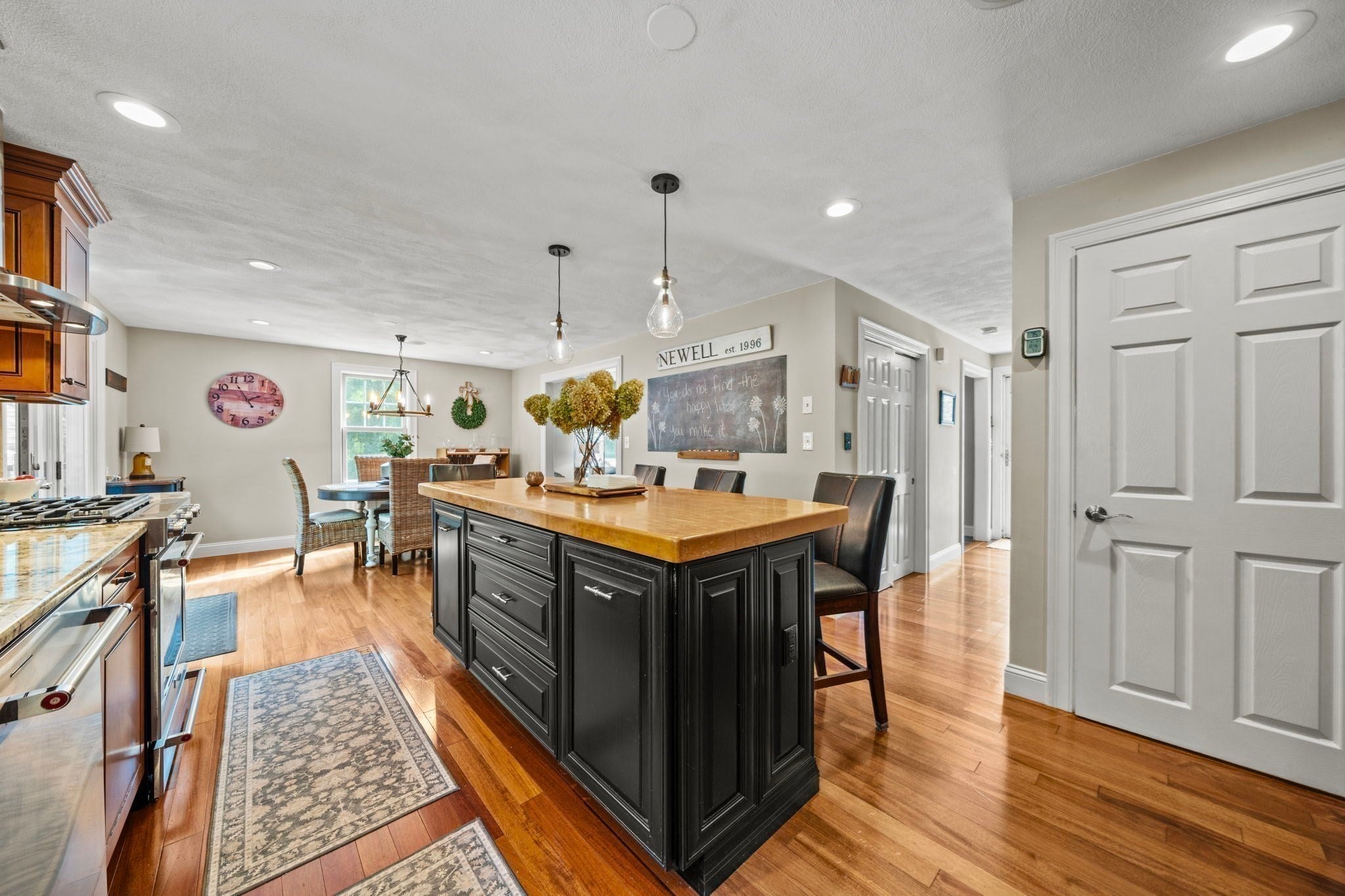 26 Elizabeth Street, Amesbury, MA, 26 Elizabeth Street, Amesbury, MA Photo #7