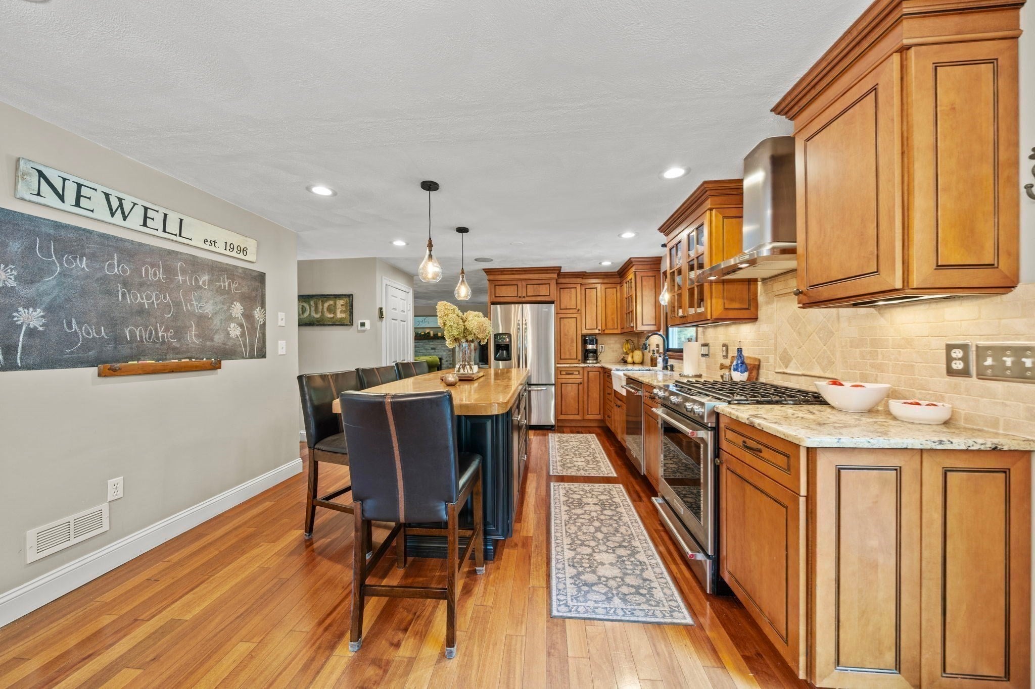 26 Elizabeth Street, Amesbury, MA, 26 Elizabeth Street, Amesbury, MA Photo #8