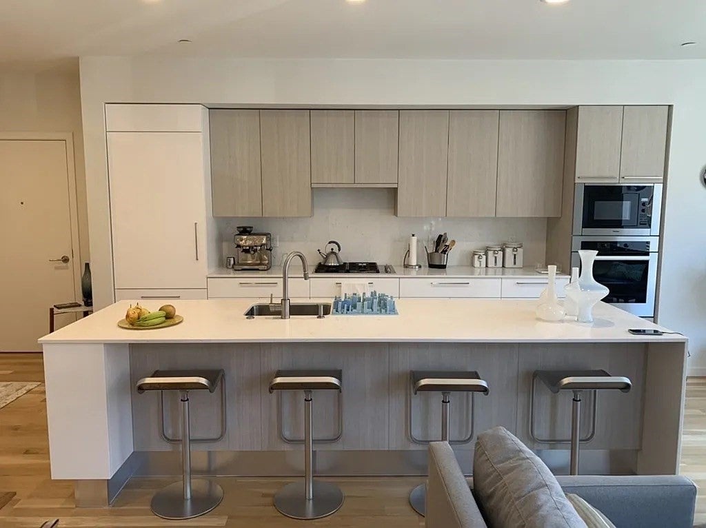 Click for 7 E Springfield St #2B, Boston, MA slideshow