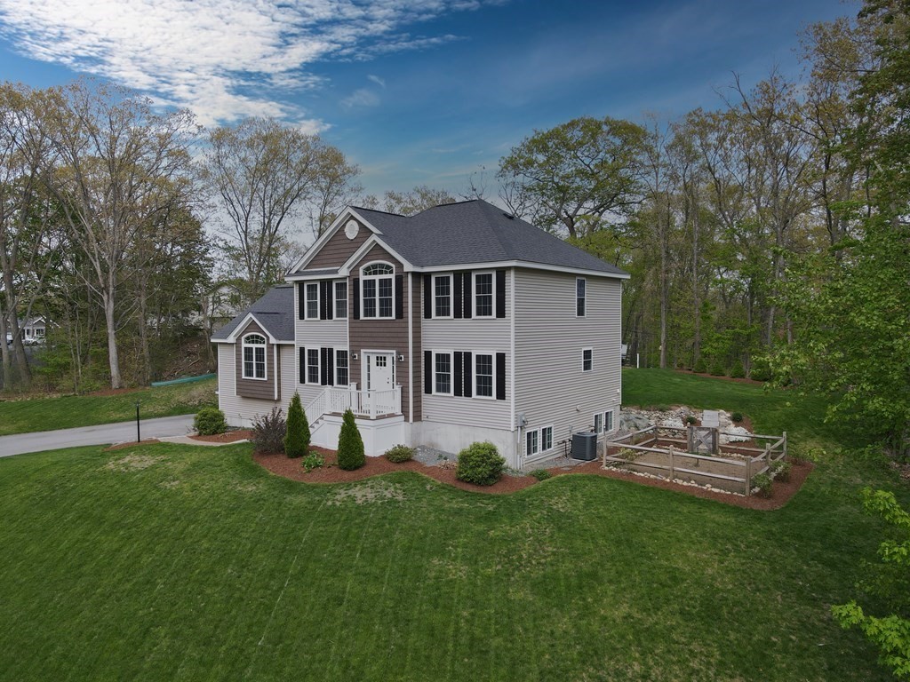 85 Nassau St