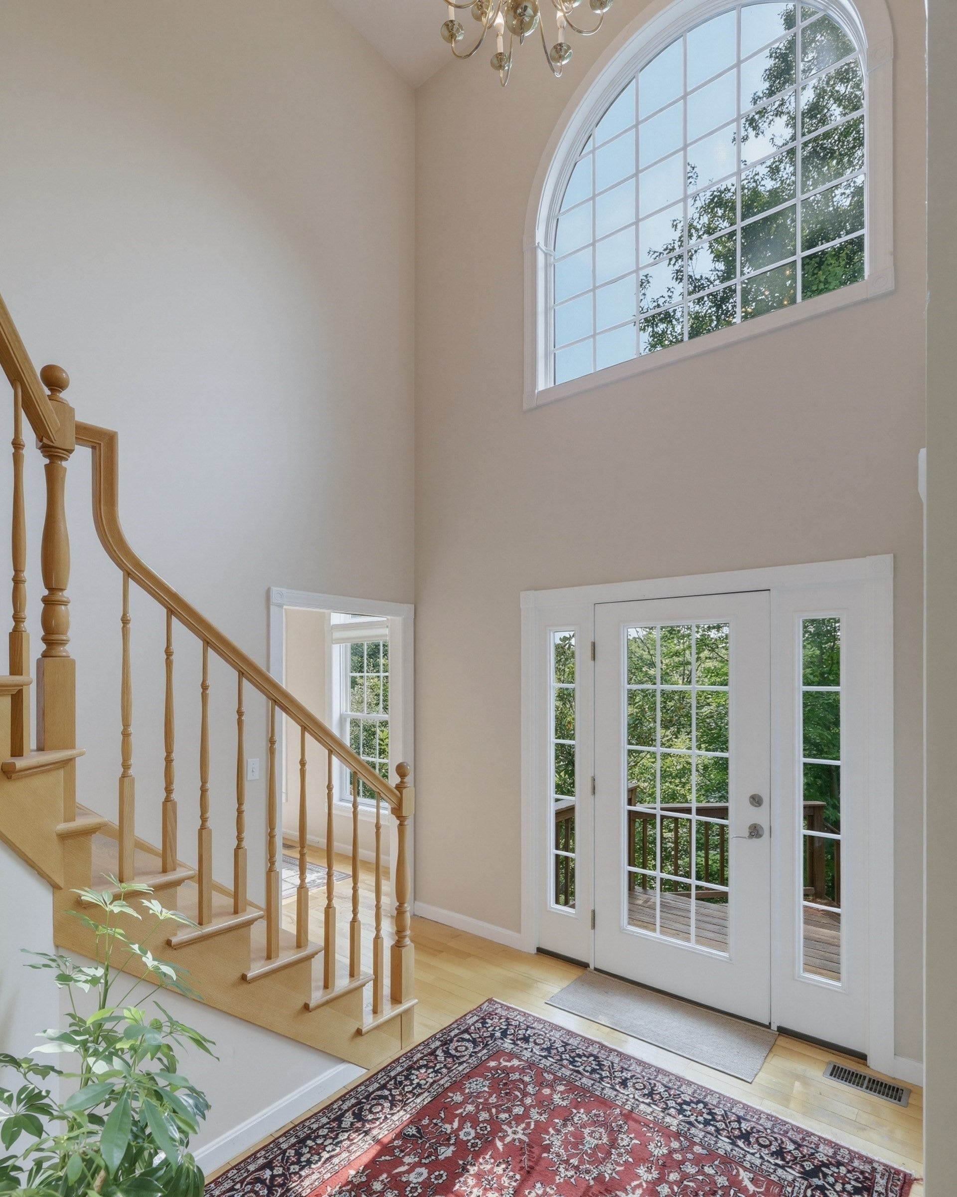 160 E Leverett Rd