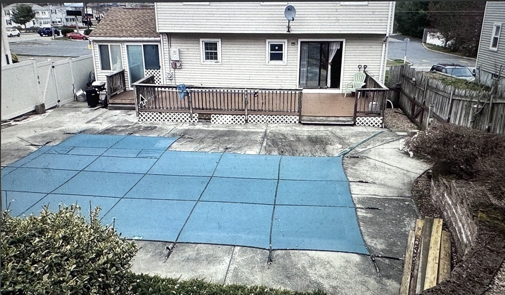 6 Hillside Ave