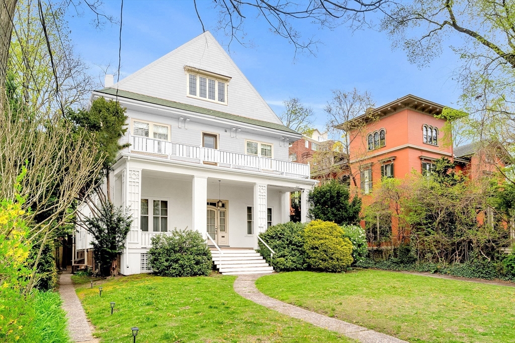 17 Berkeley St