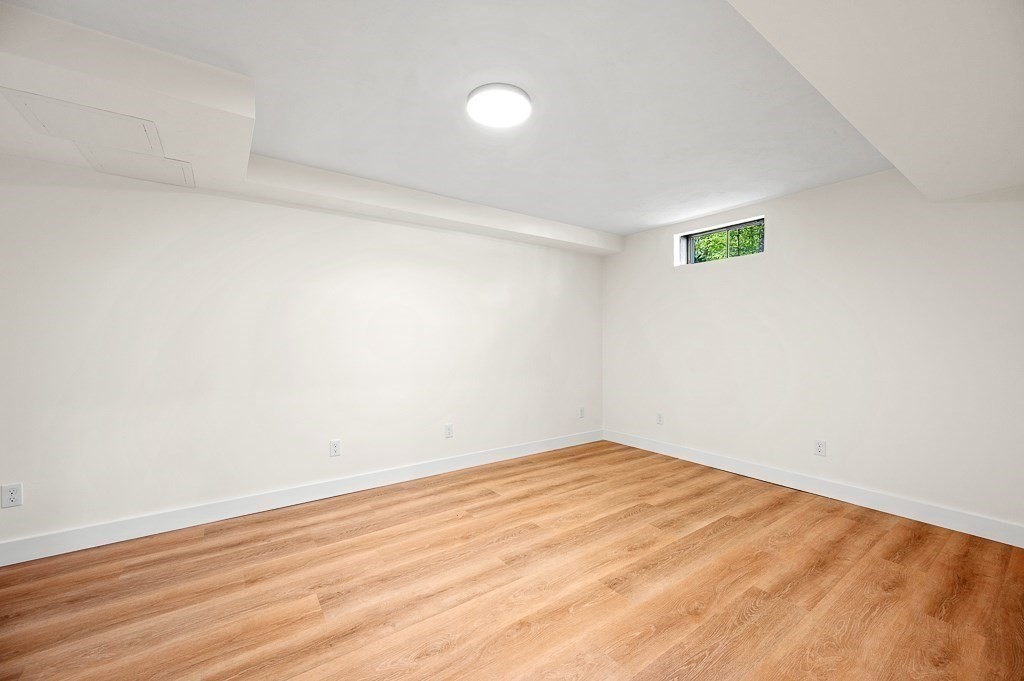 30 Collins Rd, Northborough, MA Photo #21