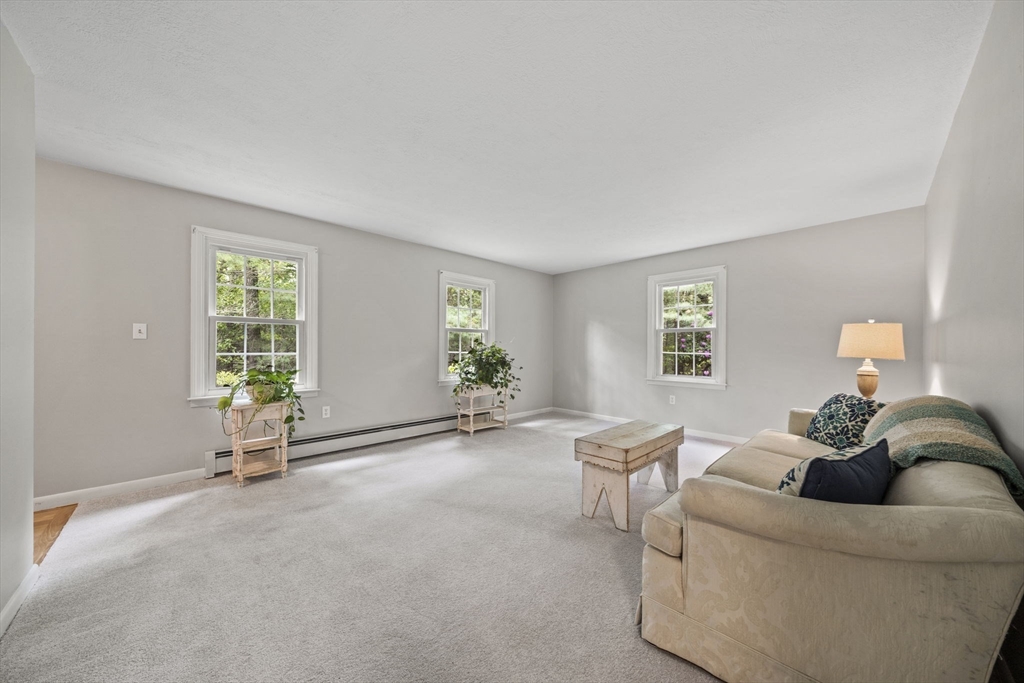 20 Aldana Rd