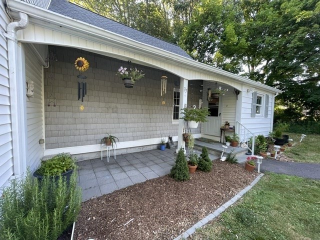 37 Henri St