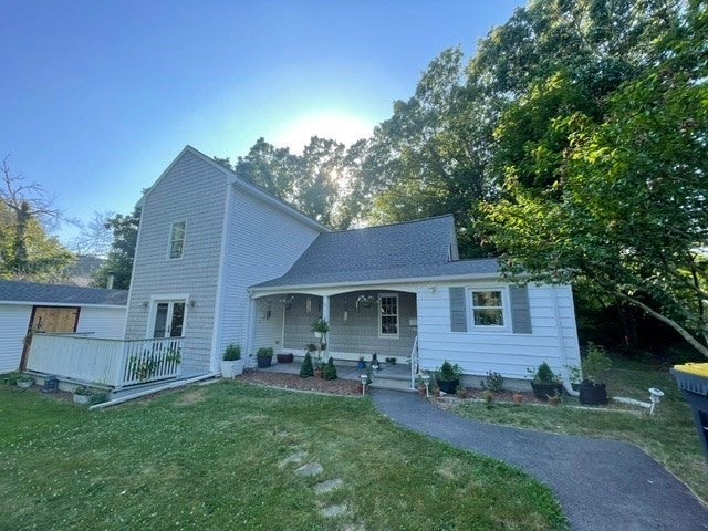 37 Henri St