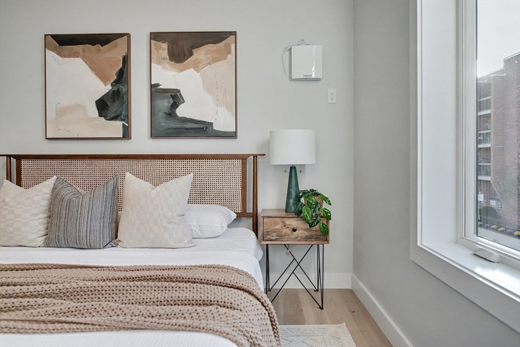 181 Maverick Street PH1