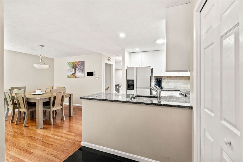 45 Lakeside Ave 33