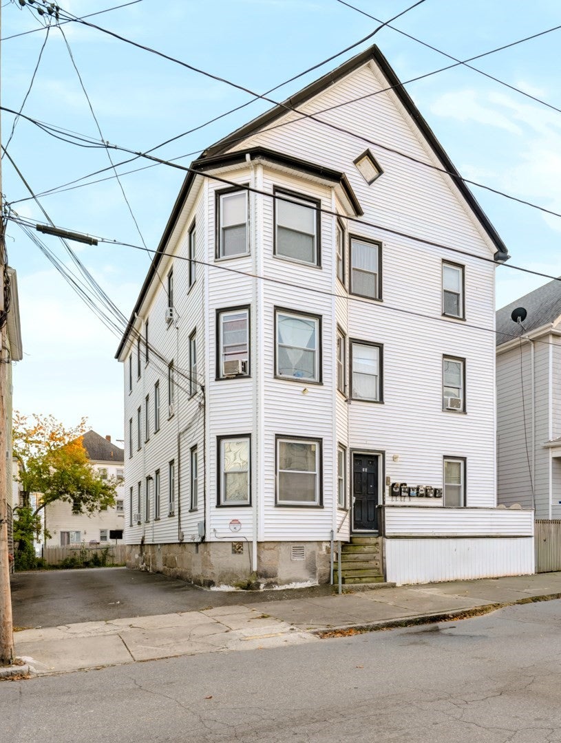 56 Nye St