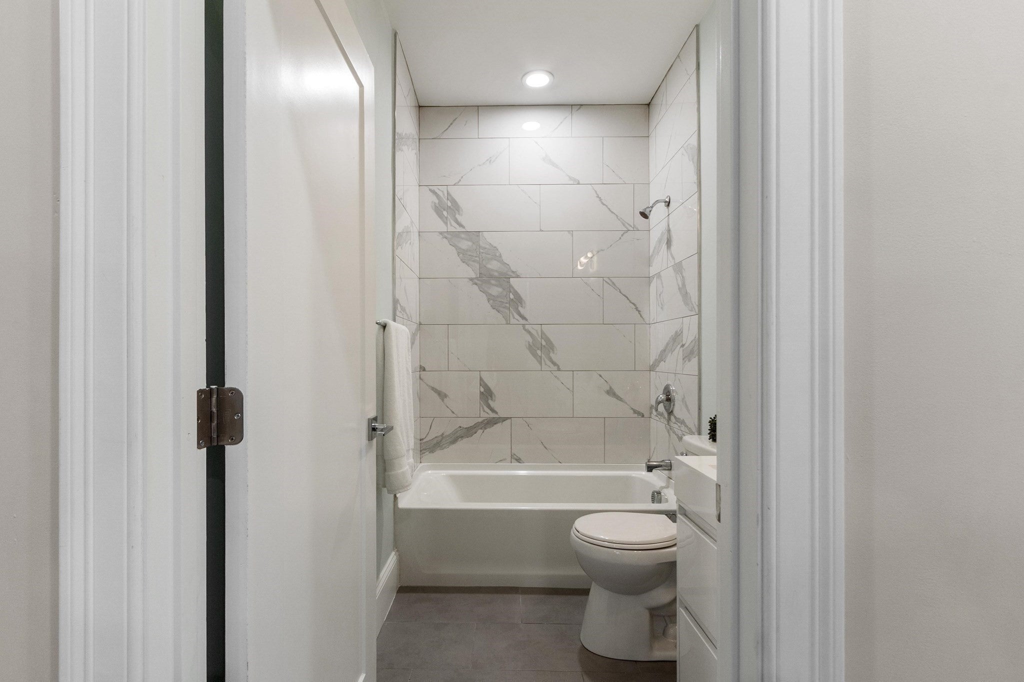 301 Saratoga Street #1, Boston, MA Photo #19