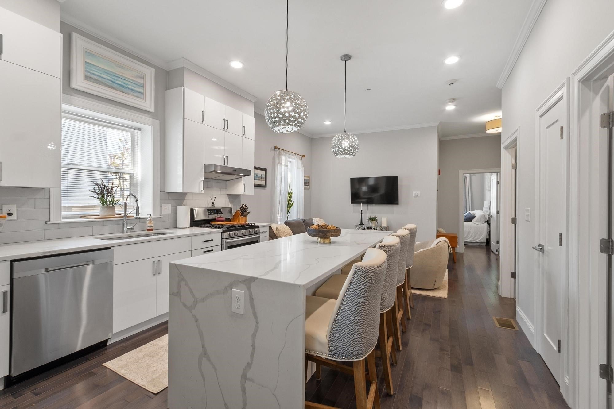 301 Saratoga Street #1, Boston, MA Photo #1