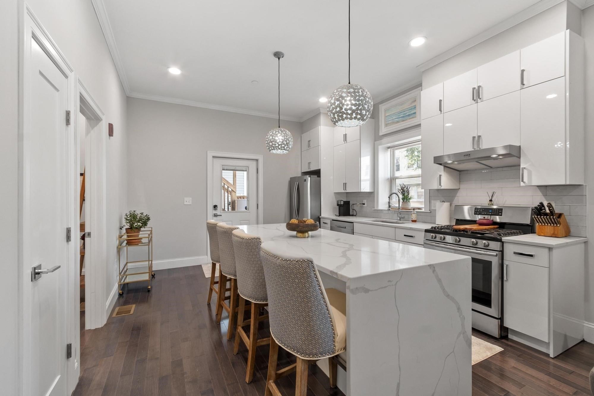 301 Saratoga Street #1, Boston, MA Photo #2