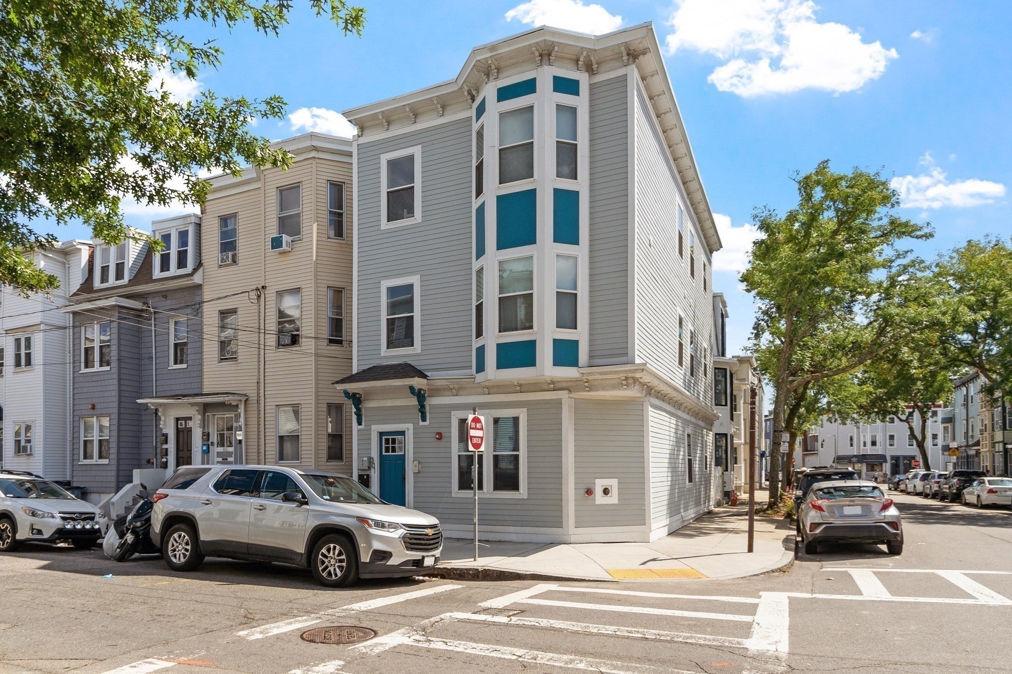 301 Saratoga Street #1, Boston, MA Photo #24