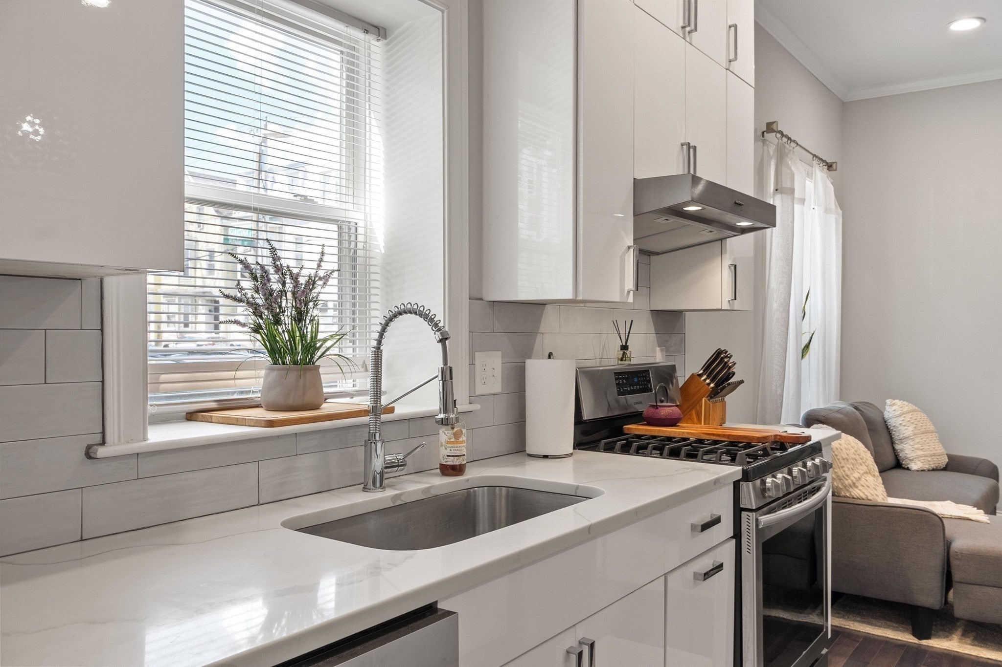 301 Saratoga Street #1, Boston, MA Photo #3