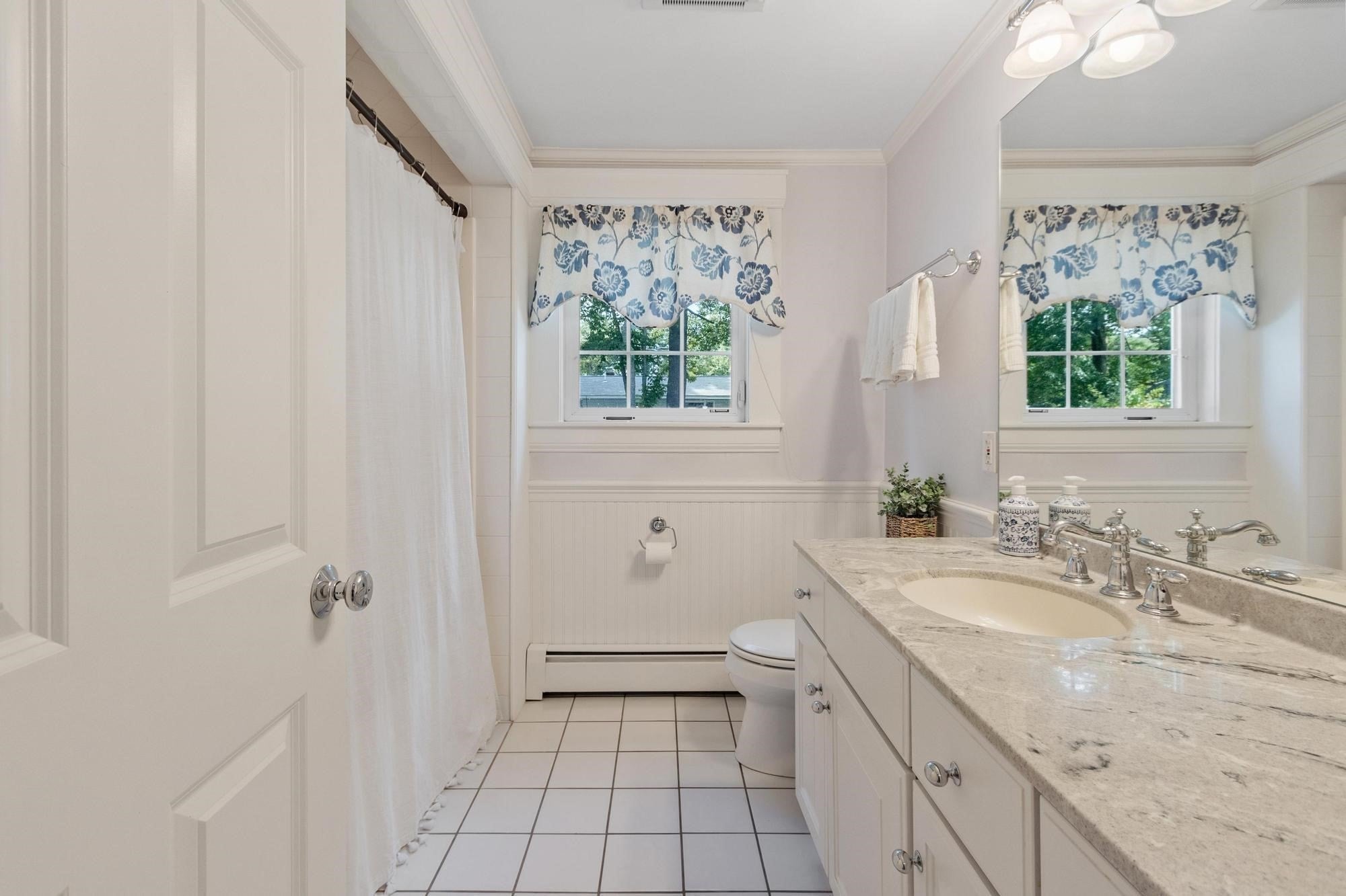 26 Lee St, Lancaster, MA Photo #12