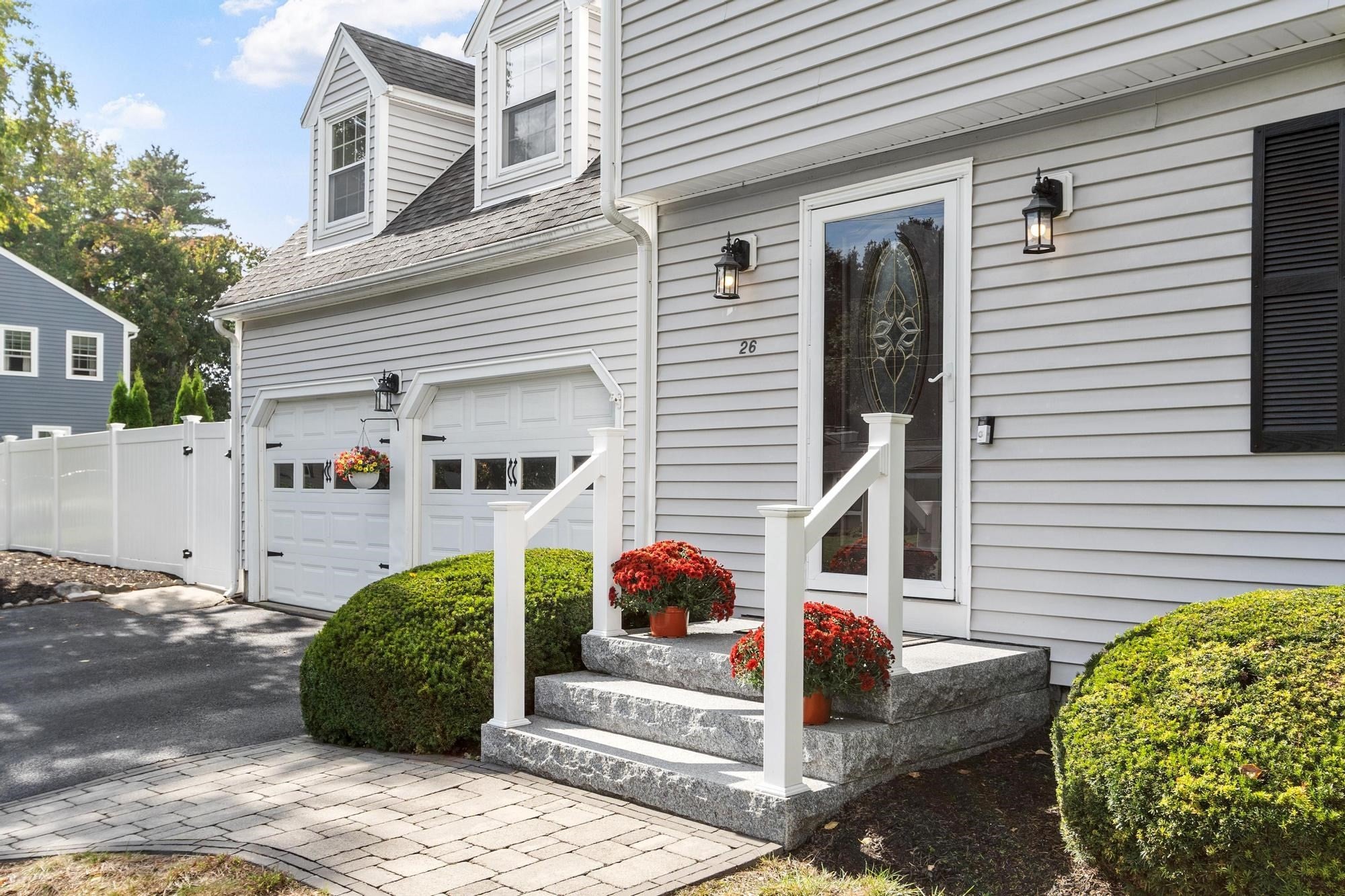 26 Lee St, Lancaster, MA Photo #2