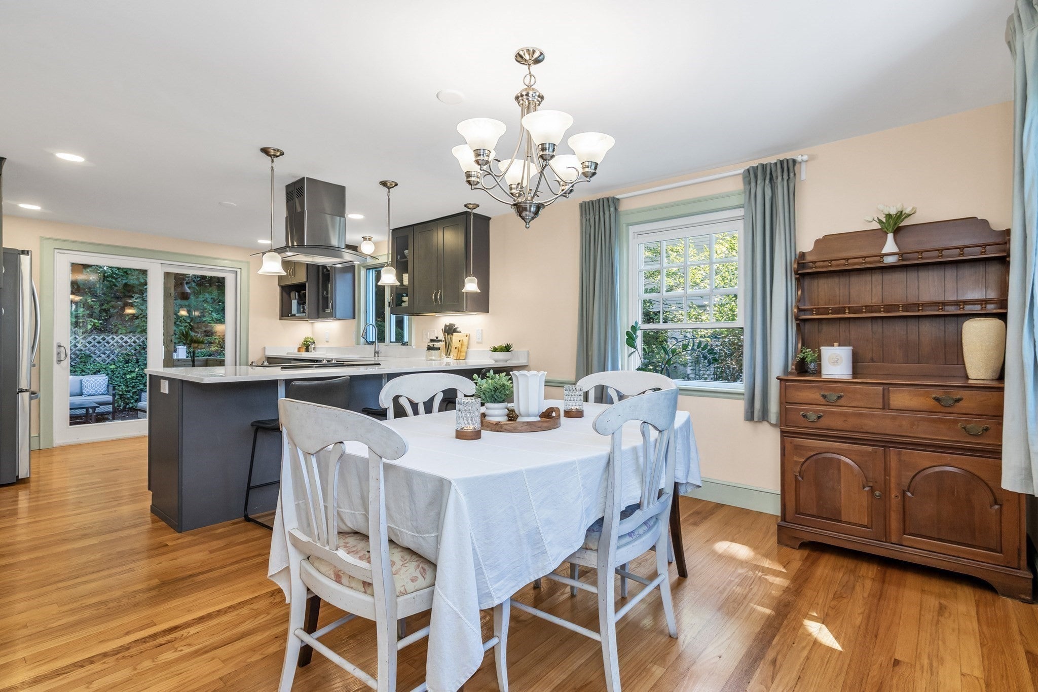 74 Fletcher Rd, Woburn, MA Photo #6