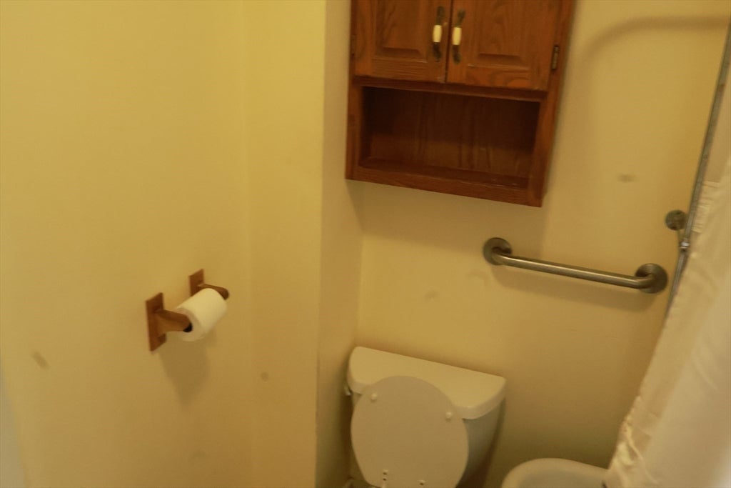 18 Peck Ave, Plymouth, MA Photo #22