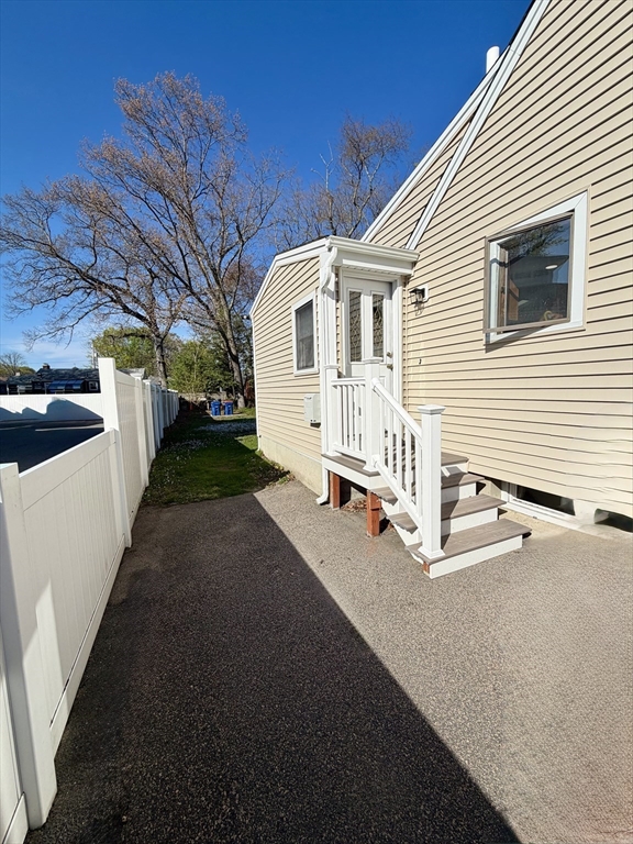 38 Pine Street