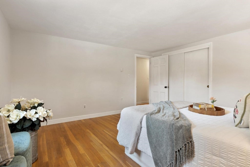 35 Longfellow Rd, Shrewsbury, MA Photo #35