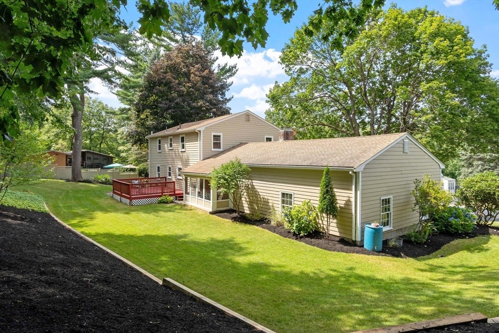 35 Longfellow Rd, Shrewsbury, MA Photo #3