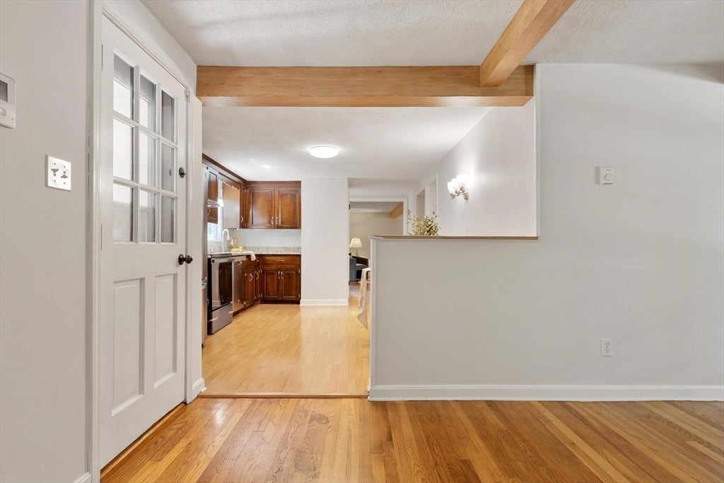 35 Longfellow Rd, Shrewsbury, MA Photo #22