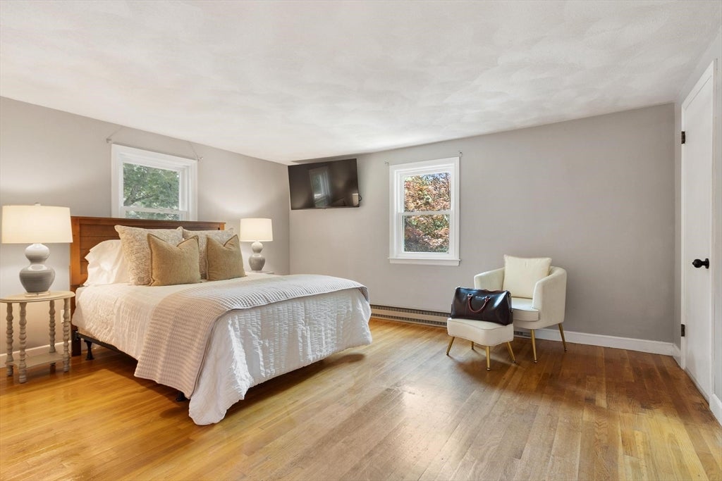35 Longfellow Rd, Shrewsbury, MA Photo #28